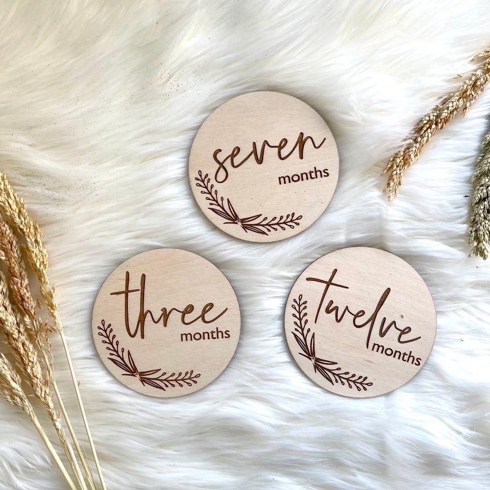 Monthly Milestone Set - Floral Inspired